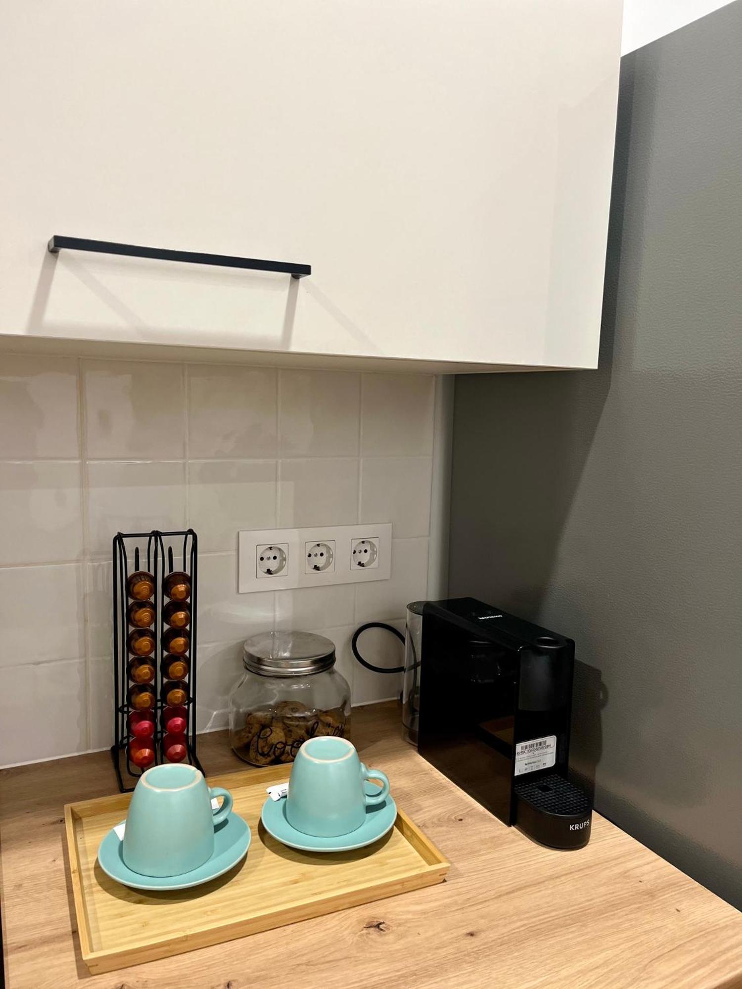 Apartamento Moderno Estudio En Usera - A 15 Minutos Del Centro Madrid