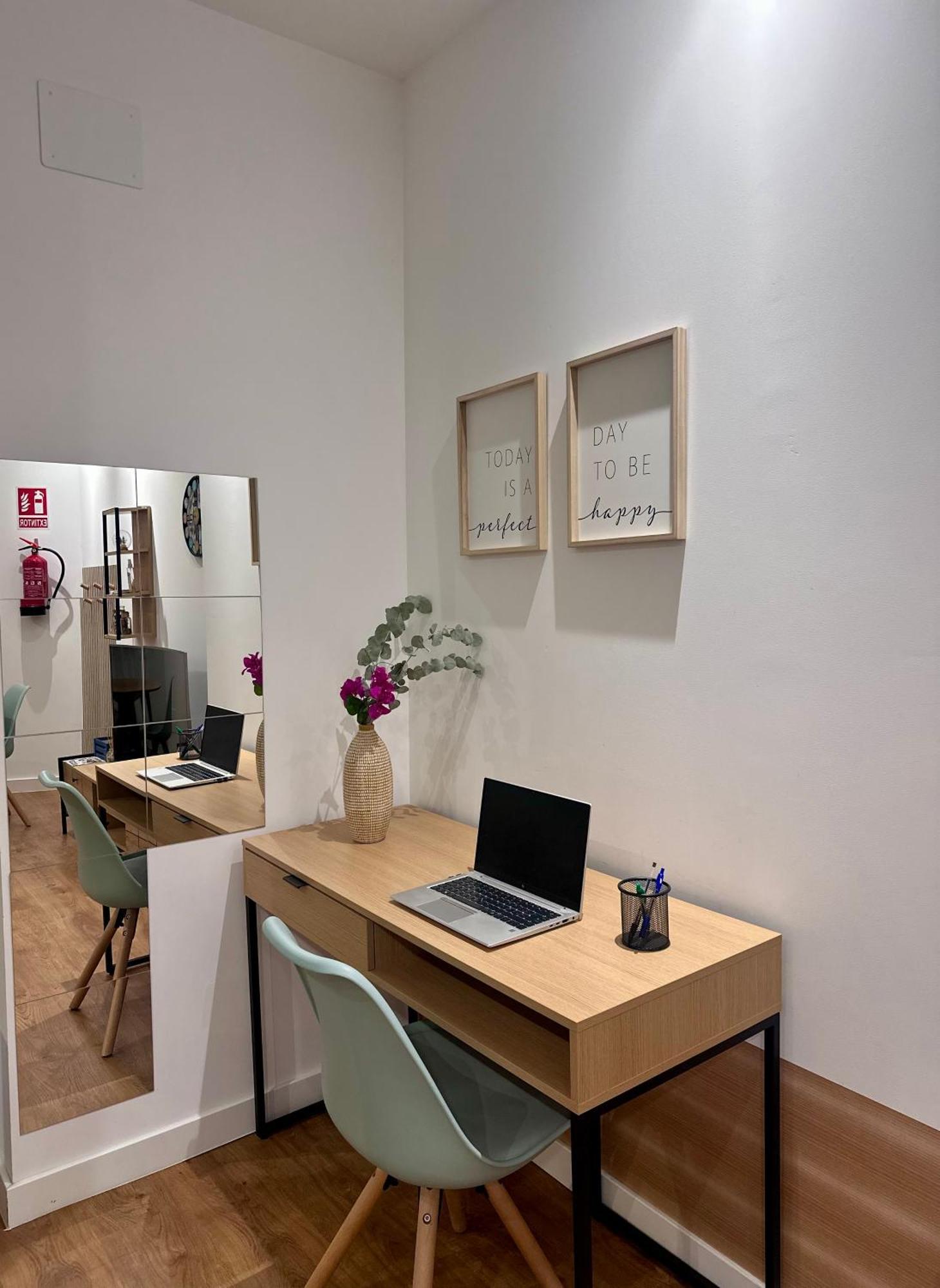 Apartamento Moderno Estudio En Usera - A 15 Minutos Del Centro Madrid
